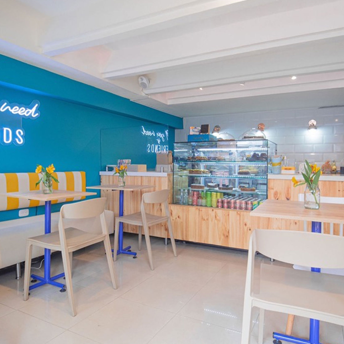 Friends Pastelería - Ventidos Studio