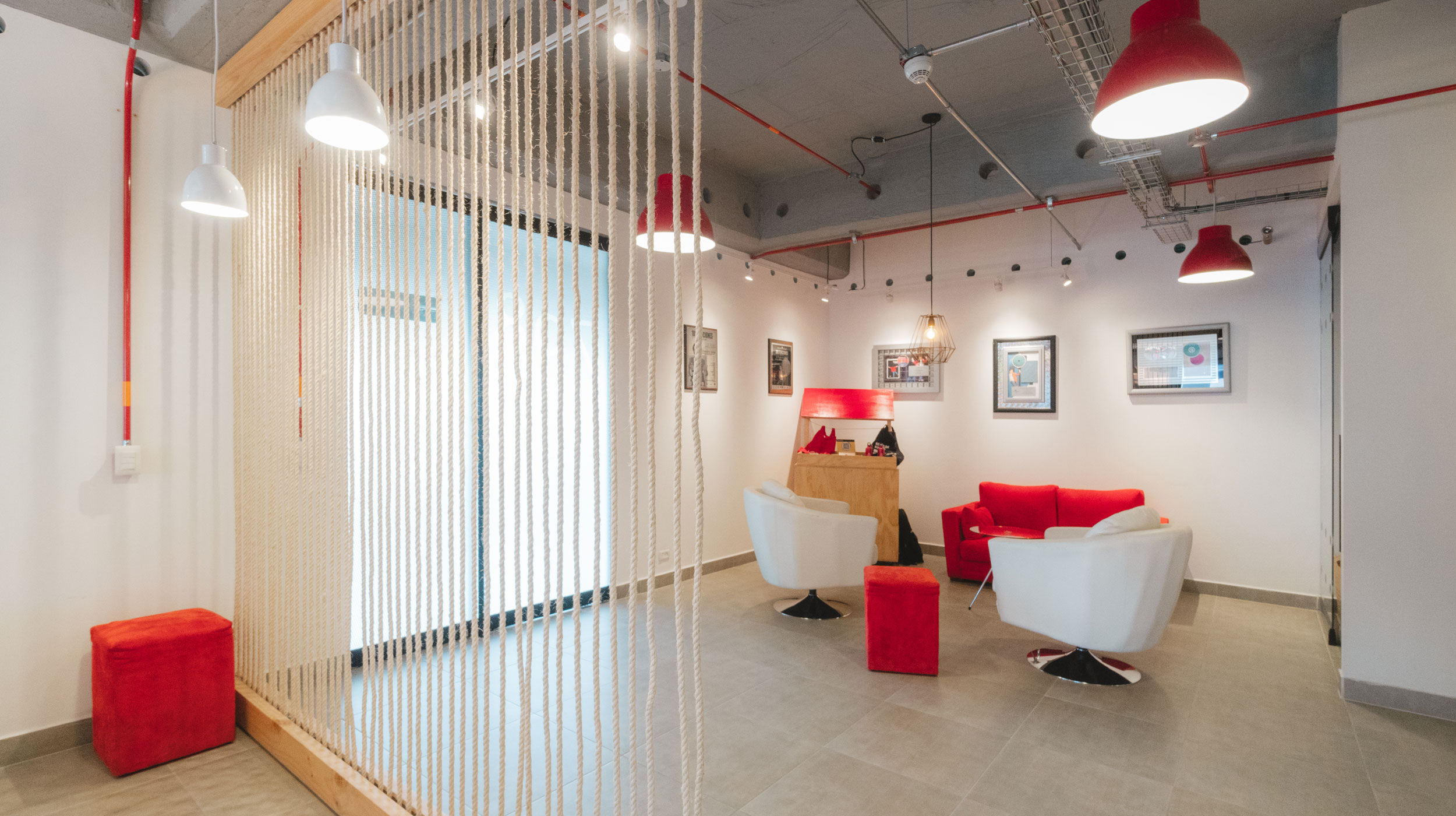 Oficinas Idéalo Pez - Ventidos Studio